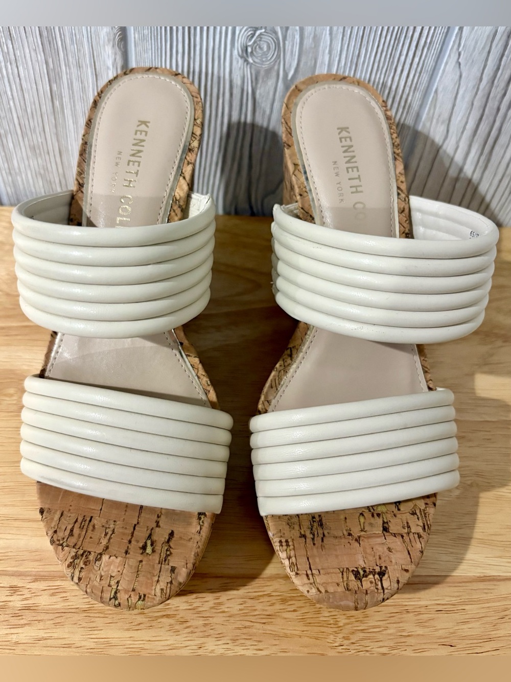 Kenneth Cole New York Women’s 6.5 Ivory Cork Platform Wedge Sandals NWOT